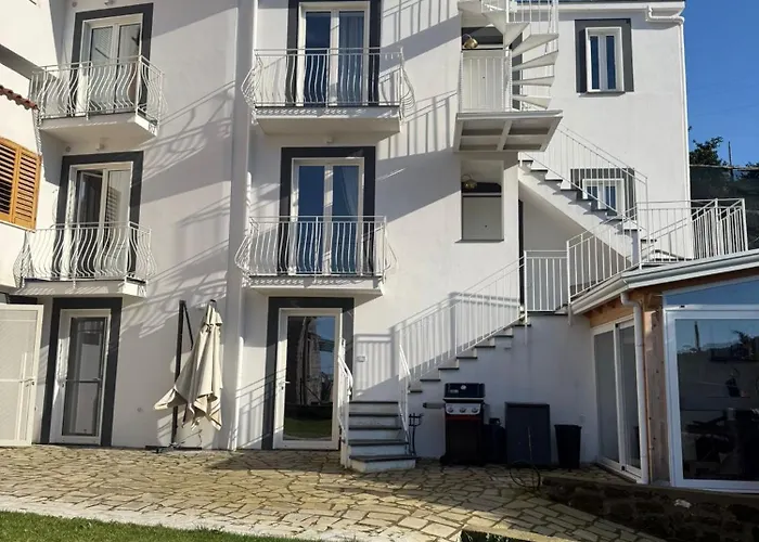 Villa Vittoria Luxury Flat Albergue *